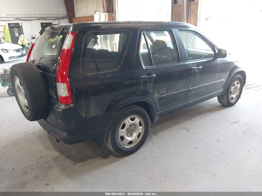 2005 Honda Cr-v VIN SHSRD68515U301280 IAAI salvage auction — NORMAL WEAR, Clear (New York), sold $750 on 2026-07-15 (photo 4)
