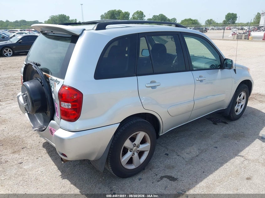 2004 Toyota Rav4 VIN JTEGD20V840025921 IAAI salvage auction — NORMAL WEAR, Clear (Illinois), sold $925 on 2026-07-29 (photo 4)
