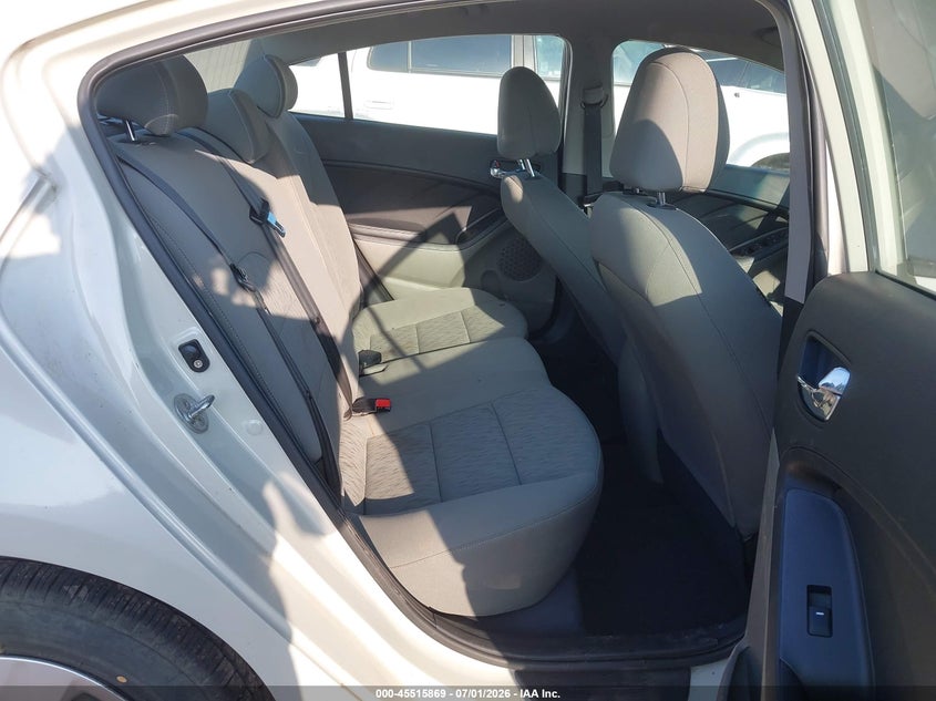 2015 Kia Forte VIN KNAFK4A63F5292198 IAAI salvage auction — REAR END, Salvage Title, sold $800 on 2026-07-26 (photo 8)