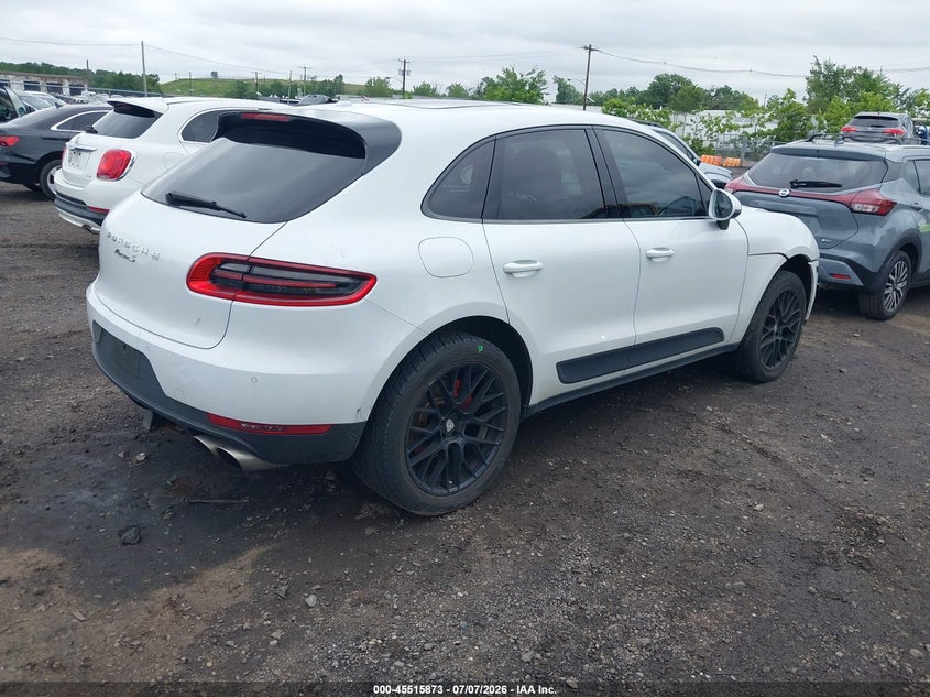 2016 Porsche Macan VIN WP1AB2A55GLB50391 IAAI salvage auction — LEFT FRONT, Salvage (New Jersey), sold $3,050 on 2026-07-29 (photo 4)