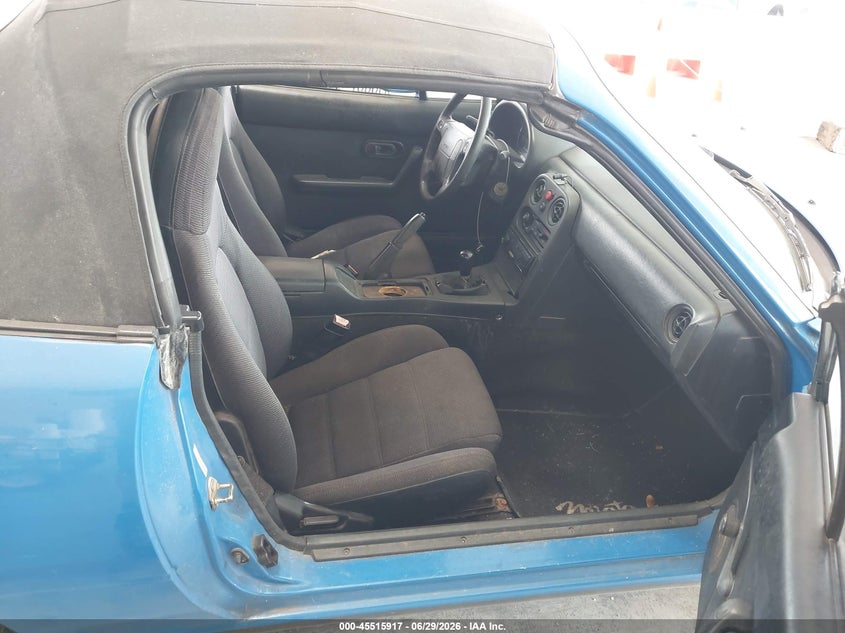 1991 Mazda Mx-5 miata VIN JM1NA3517M1207782 IAAI salvage auction — NORMAL WEAR, Clear (Illinois), sold $2,350 on 2026-07-08 (photo 5)