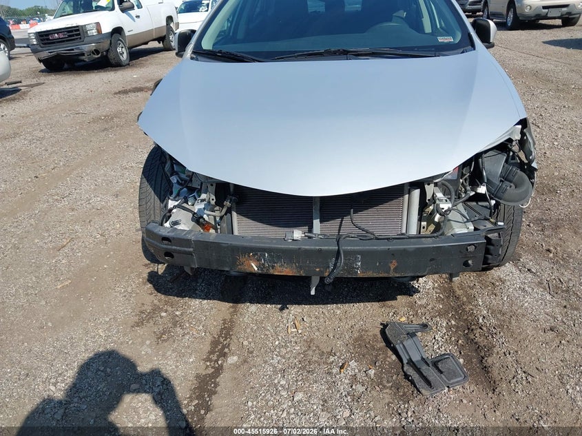 2019 Toyota Corolla VIN 5YFBURHE0KP876903 IAAI salvage auction — FRONT END, Salvage Title, sold $3,200 on 2026-08-02 (photo 6)