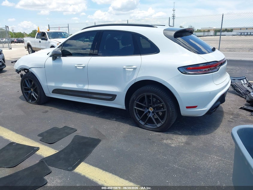 2023 Porsche Macan VIN WP1AA2A51PLB12546 IAAI salvage auction — FRONT END, Salvage Title, sold $17,600 on 2026-08-15 (photo 3)