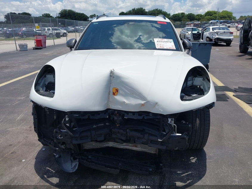 2023 Porsche Macan VIN WP1AA2A51PLB12546 IAAI salvage auction — FRONT END, Salvage Title, sold $17,600 on 2026-08-15 (photo 6)