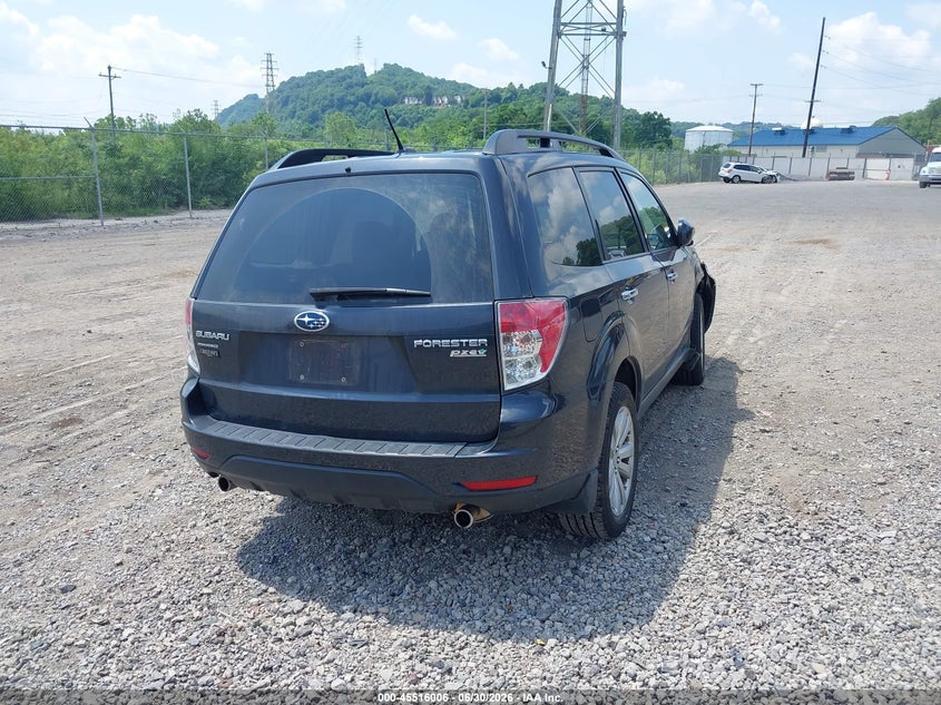 2011 Subaru Forester VIN JF2SHADCXBH759949 IAAI salvage auction — RIGHT SIDE, Salvage (Pennsylvania), sold $25 on 2026-07-21 (photo 4)