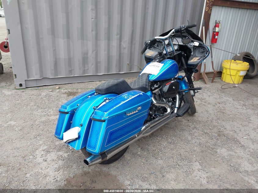 2018 Harley-davidson Road glide VIN 1HD1KTC30JB680122 IAAI salvage auction — LEFT SIDE, Salvage (California), sold $3,950 on 2026-07-29 (photo 4)