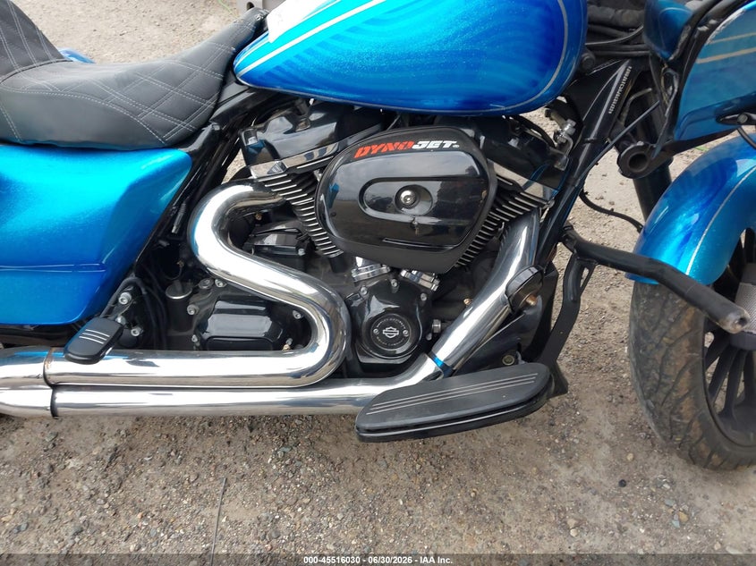 2018 Harley-davidson Road glide VIN 1HD1KTC30JB680122 IAAI salvage auction — LEFT SIDE, Salvage (California), sold $3,950 on 2026-07-29 (photo 8)