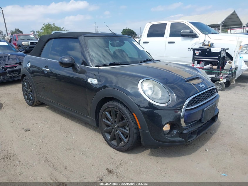 2017 Mini Convertible VIN WMWWG9C59H3C23097 — IAAI salvage auction photo