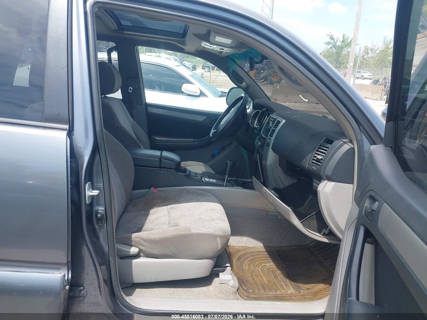 2007 Toyota 4runner VIN JTEZU14R370092690 IAAI salvage auction — NORMAL WEAR, Clear-Endorsement (Wisconsin), sold $550 on 2026-07-28 (photo 5)