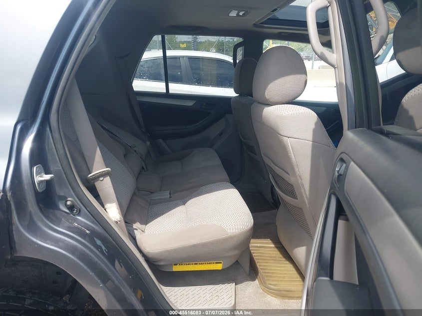2007 Toyota 4runner VIN JTEZU14R370092690 IAAI salvage auction — NORMAL WEAR, Clear-Endorsement (Wisconsin), sold $550 on 2026-07-28 (photo 8)