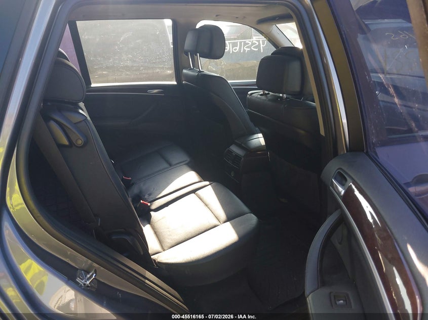 2009 BMW X5 VIN 5UXFE435X9L273287 IAAI salvage auction — NORMAL WEAR, Clear (Indiana), sold $1,525 on 2026-07-08 (photo 8)