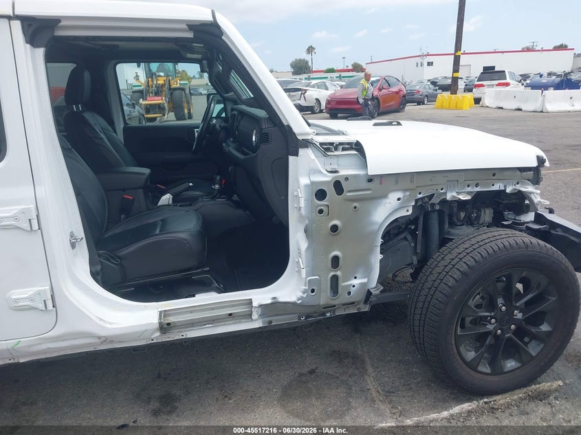 2021 Jeep Grand wagoneer VIN 1C4JJXP6XMW824899 IAAI salvage auction — RIGHT FRONT, Salvage (California), sold $13,200 on 2026-07-24 (photo 6)
