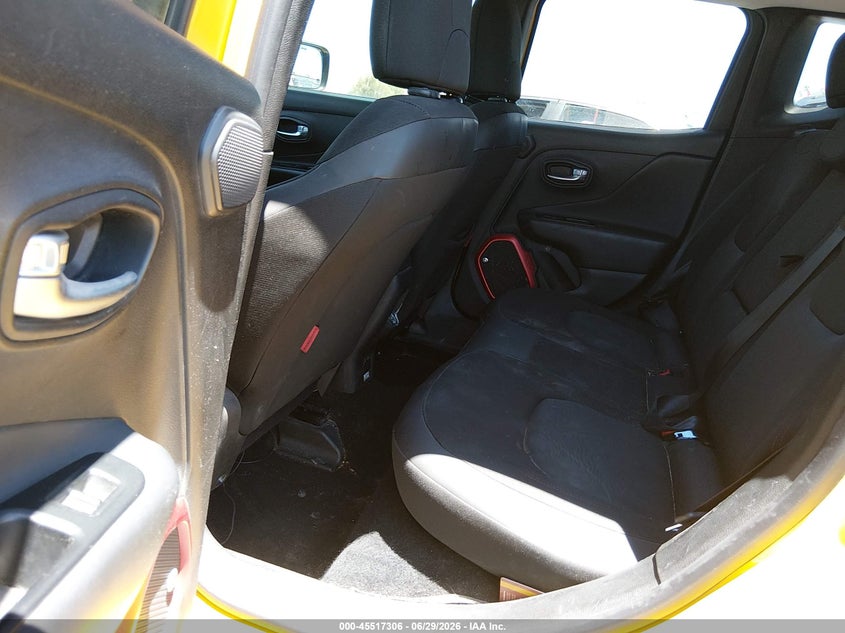 2018 Jeep Renegade VIN ZACCJBCB2JPH60977 IAAI salvage auction — NORMAL WEAR, Clear (Nevada), sold $2,100 on 2026-07-31 (photo 8)