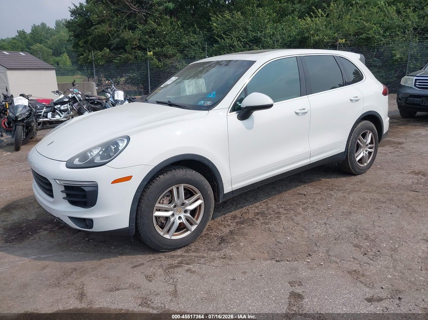 2016 Porsche Cayenne VIN WP1AA2A20GLA10516 IAAI salvage auction — UNKNOWN, Salvage (Pennsylvania), sold $3,200 on 2026-07-31 (photo 2)