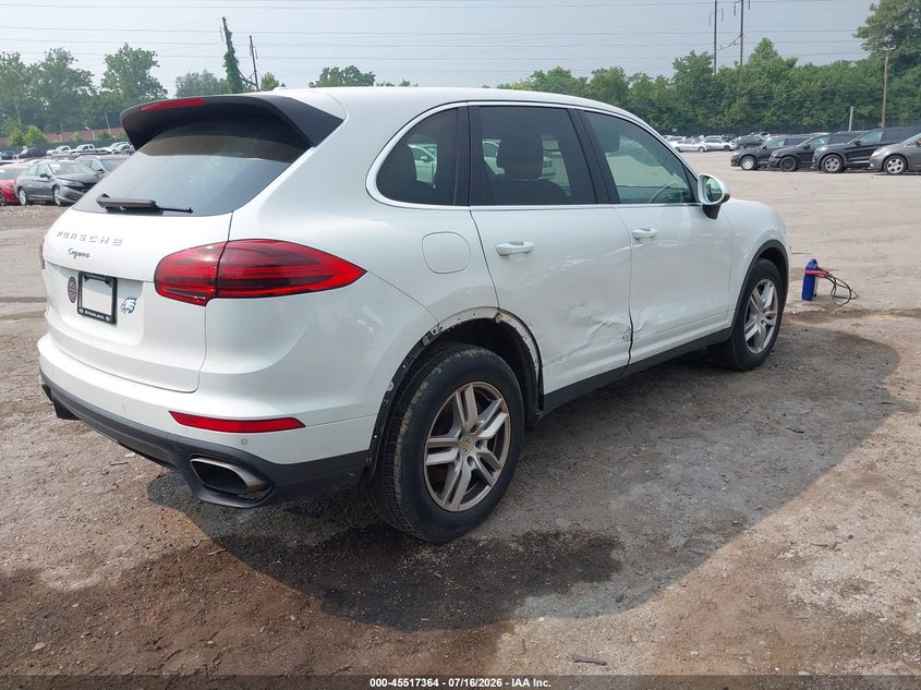 2016 Porsche Cayenne VIN WP1AA2A20GLA10516 IAAI salvage auction — UNKNOWN, Salvage (Pennsylvania), sold $3,200 on 2026-07-31 (photo 4)