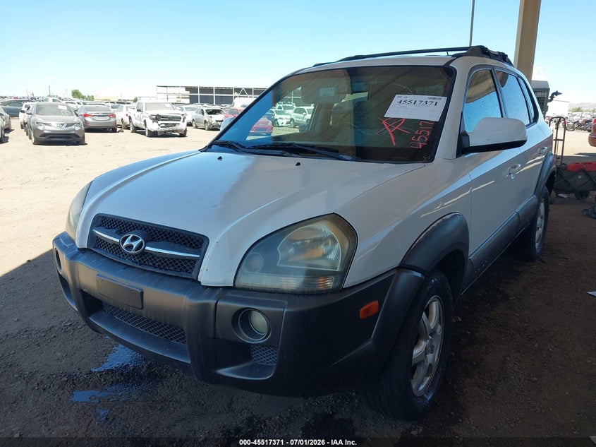 2005 Hyundai Tucson VIN KM8JN72D25U042440 IAAI salvage auction — NORMAL WEAR, Clear (Arizona), sold $325 on 2026-07-28 (photo 2)