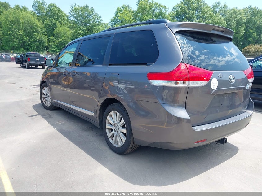 2014 Toyota Sienna VIN 5TDDK3DC2ES089768 IAAI salvage auction — FRONT END, Salvage (Connecticut), sold $2,450 on 2026-07-30 (photo 3)