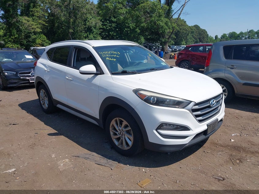2017 Hyundai Tucson VIN KM8J3CA45HU443890 IAAI salvage auction — NORMAL WEAR, Salvage Title, sold $2,300 on 2026-07-28 (photo 1)