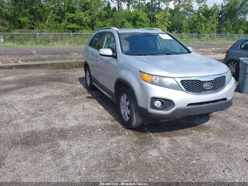 2013 Kia Sorento VIN 5XYKT3A69DG407626 IAAI salvage auction — NORMAL WEAR, Clear (Florida), sold $475 on 2026-07-28 (photo 1)