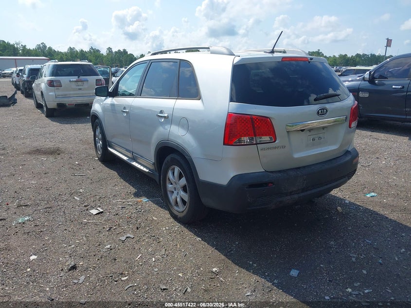 2013 Kia Sorento VIN 5XYKT3A69DG407626 IAAI salvage auction — NORMAL WEAR, Clear (Florida), sold $475 on 2026-07-28 (photo 3)