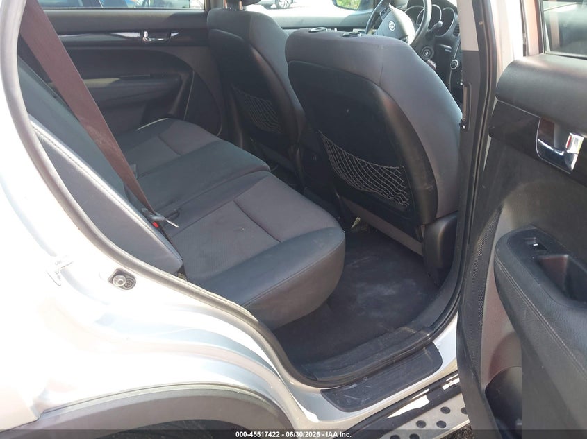 2013 Kia Sorento VIN 5XYKT3A69DG407626 IAAI salvage auction — NORMAL WEAR, Clear (Florida), sold $475 on 2026-07-28 (photo 8)