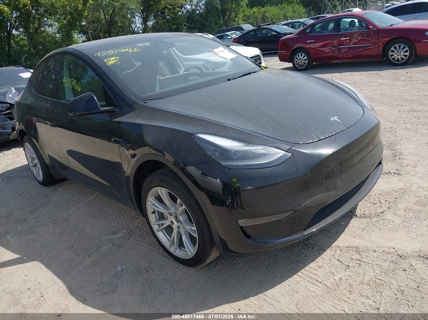 2024 Tesla Model y VIN 7SAYGDEE9RA286665 IAAI salvage auction — REAR END, Salvage (Indiana), sold $16,000 on 2026-07-30 (photo 1)