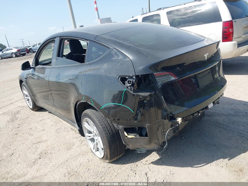2024 Tesla Model y VIN 7SAYGDEE9RA286665 IAAI salvage auction — REAR END, Salvage (Indiana), sold $16,000 on 2026-07-30 (photo 3)