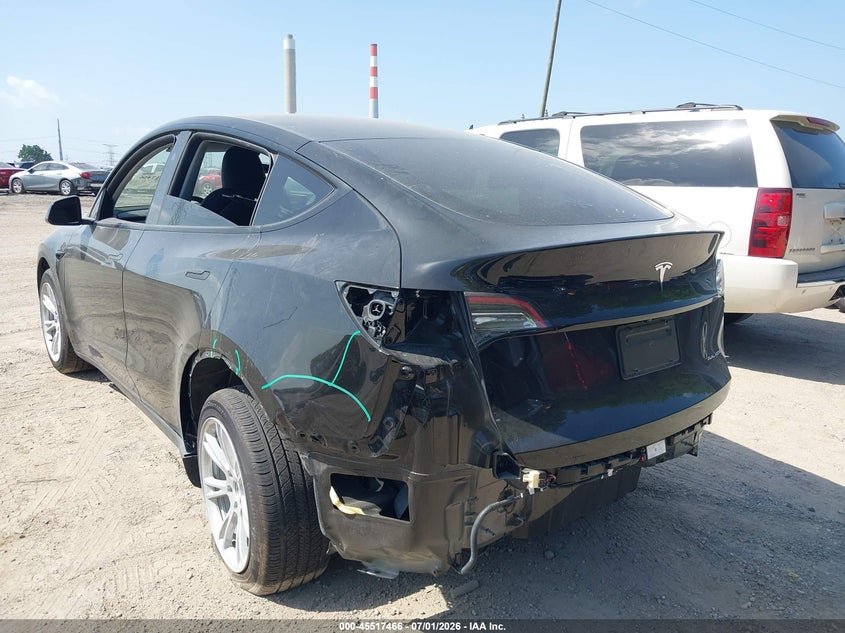 2024 Tesla Model y VIN 7SAYGDEE9RA286665 IAAI salvage auction — REAR END, Salvage (Indiana), sold $16,000 on 2026-07-30 (photo 6)