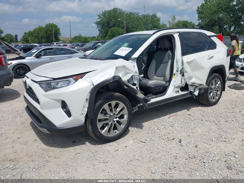 2020 Toyota Rav 4 VIN JTMN1RFV8LD068702 IAAI salvage auction — LEFT SIDE, Salvage (Ohio), sold $12,600 on 2026-07-18 (photo 2)