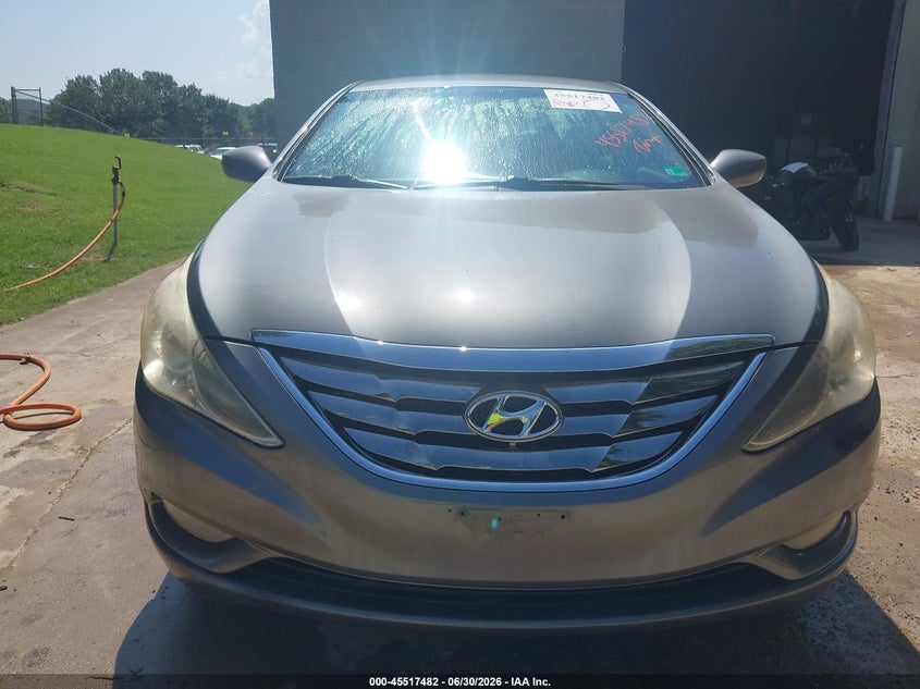 2011 Hyundai Sonata VIN 5NPEC4AC1BH066205 IAAI salvage auction — NORMAL WEAR, Clear (Virginia), sold $575 on 2026-07-29 (photo 6)