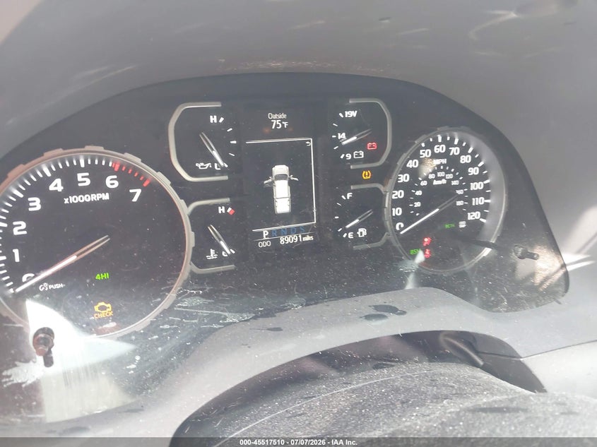 2018 Toyota Tundra VIN 5TFUY5F11JX703333 IAAI salvage auction — SIDE, Salvage Title, sold $9,100 on 2026-08-02 (photo 7)