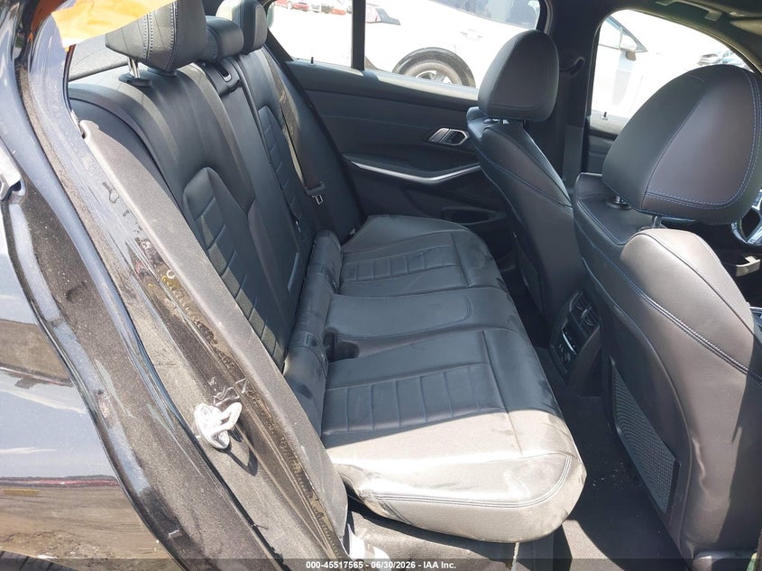 2019 BMW 3er VIN WBA5R7C59KAJ81234 IAAI salvage auction — FRONT END, Wait Title, sold $10,700 on 2026-08-04 (photo 8)