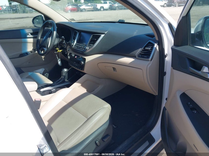 2017 Hyundai Tucson VIN KM8J33A28HU303377 IAAI salvage auction — THEFT, Clear (Virginia), sold $4,550 on 2026-07-24 (photo 5)