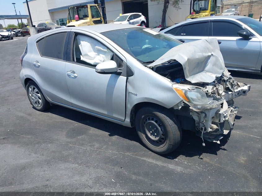 2015 Toyota Prius c VIN JTDKDTB35F1105383 IAAI salvage auction — FRONT END, Salvage Certificate (California), sold $400 on 2026-07-24 (photo 1)
