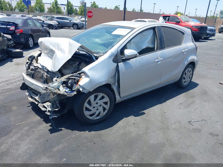 2015 Toyota Prius c VIN JTDKDTB35F1105383 IAAI salvage auction — FRONT END, Salvage Certificate (California), sold $400 on 2026-07-24 (photo 2)