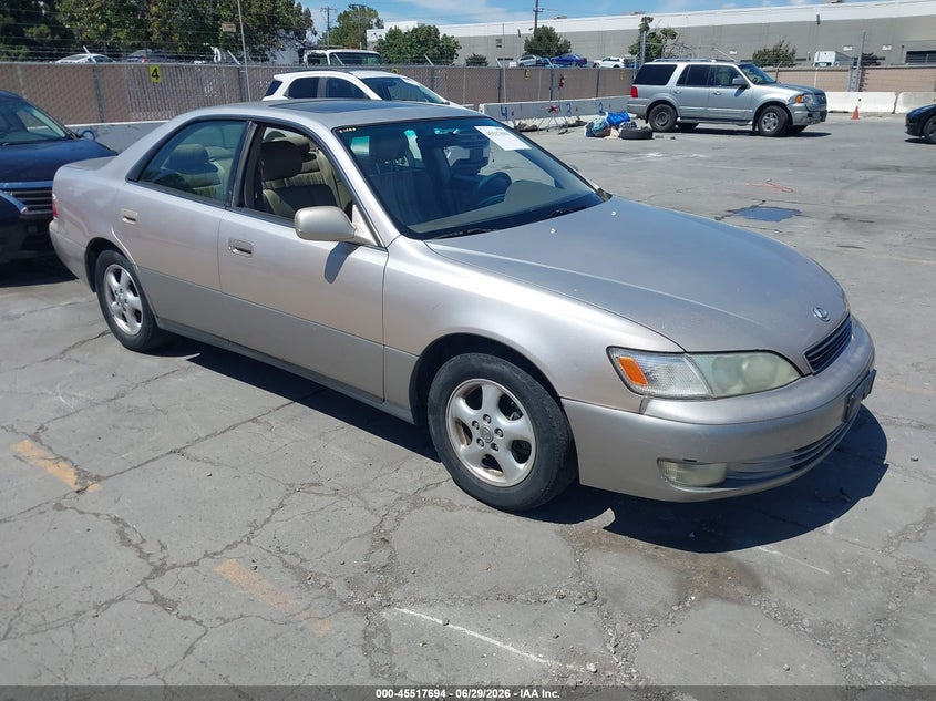 1999 Lexus Es 300 VIN JT8BF28G6X5059909 IAAI salvage auction — NORMAL WEAR, Clear - Dealer Only (California), sold $300 on 2026-07-06 (photo 1)