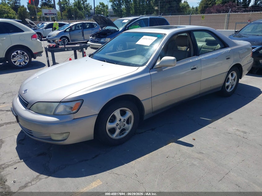 1999 Lexus Es 300 VIN JT8BF28G6X5059909 IAAI salvage auction — NORMAL WEAR, Clear - Dealer Only (California), sold $300 on 2026-07-06 (photo 2)