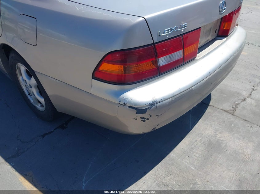 1999 Lexus Es 300 VIN JT8BF28G6X5059909 IAAI salvage auction — NORMAL WEAR, Clear - Dealer Only (California), sold $300 on 2026-07-06 (photo 6)