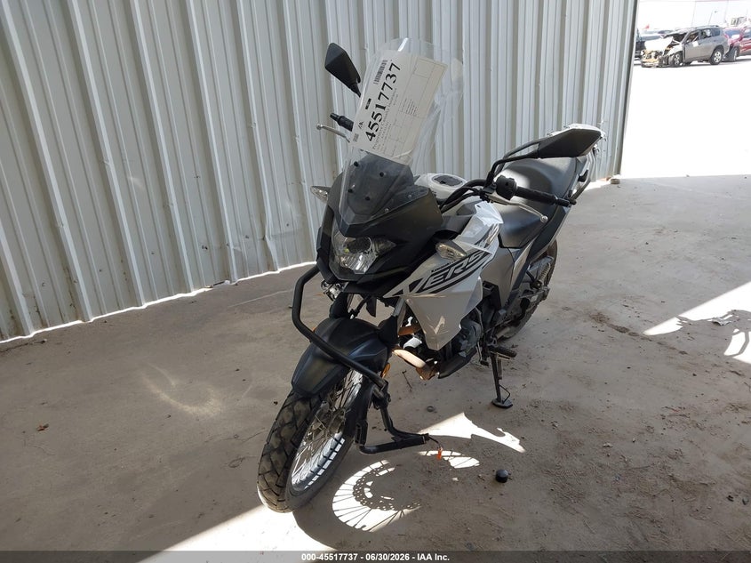 2020 Kawasaki VIN JKALE8B14LDA02878 IAAI salvage auction — FRONT END, Salvage Title, sold $1,025 on 2026-07-29 (photo 2)