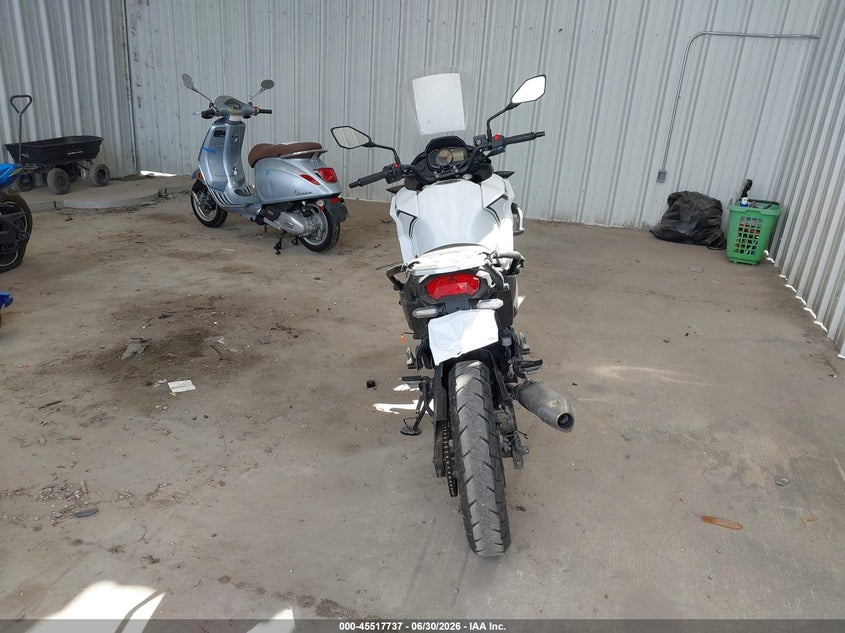 2020 Kawasaki VIN JKALE8B14LDA02878 IAAI salvage auction — FRONT END, Salvage Title, sold $1,025 on 2026-07-29 (photo 6)