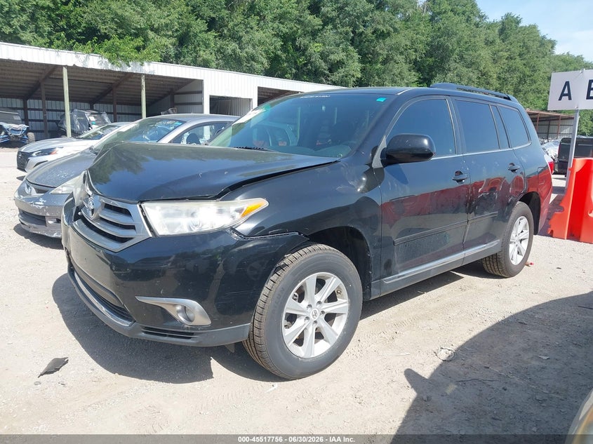2011 Toyota Highlander VIN 5TDZK3EH3BS039201 IAAI salvage auction — NORMAL WEAR, Clear (Kansas), sold $2,000 on 2026-07-15 (photo 2)