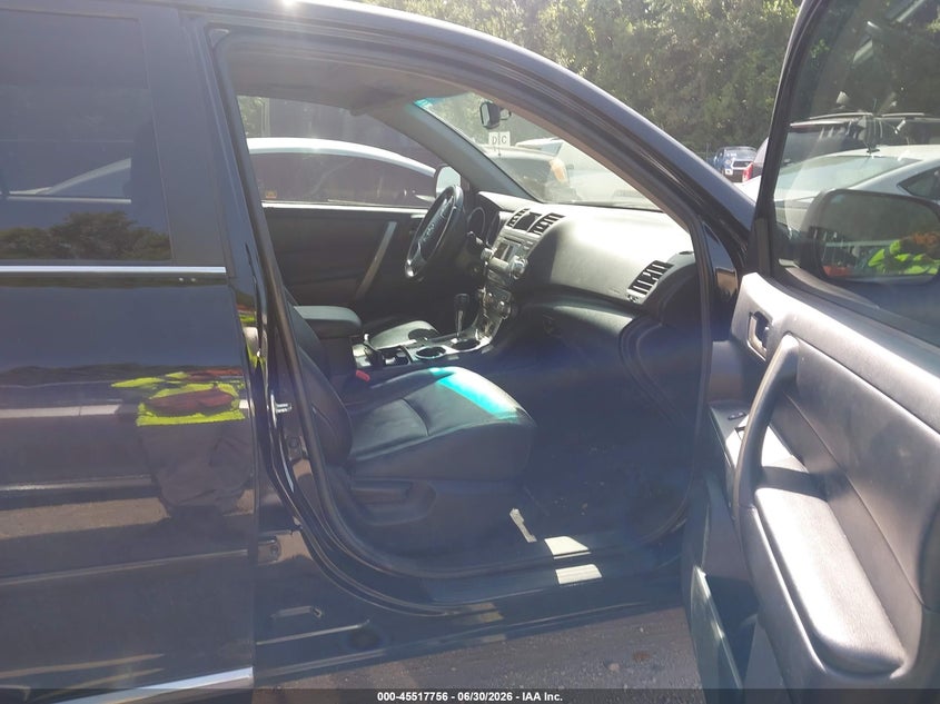 2011 Toyota Highlander VIN 5TDZK3EH3BS039201 IAAI salvage auction — NORMAL WEAR, Clear (Kansas), sold $2,000 on 2026-07-15 (photo 5)