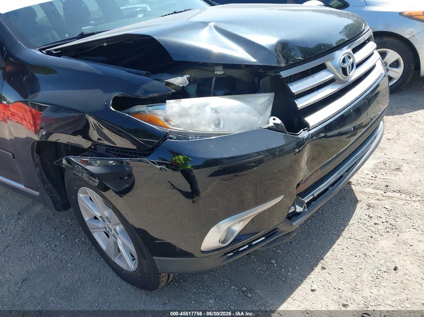 2011 Toyota Highlander VIN 5TDZK3EH3BS039201 IAAI salvage auction — NORMAL WEAR, Clear (Kansas), sold $2,000 on 2026-07-15 (photo 6)