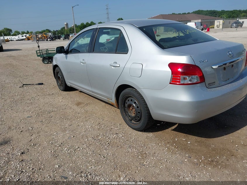 2008 Toyota Yaris VIN JTDBT923084040417 IAAI salvage auction — NORMAL WEAR, Clear-Endorsement (Wisconsin), sold $375 on 2026-07-28 (photo 3)