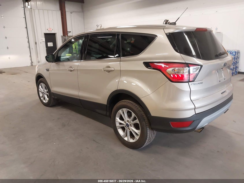 2017 Ford Escape VIN 1FMCU9GDXHUE50401 IAAI salvage auction — NORMAL WEAR, Sf97 (Washington), sold $25 on 2026-07-29 (photo 3)