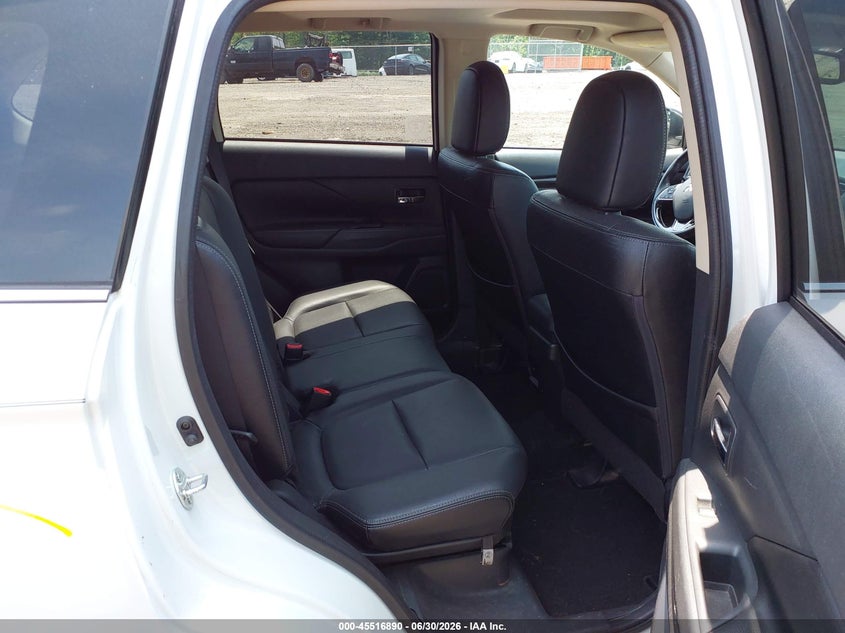 2017 Mitsubishi Outlander VIN JA4AZ3A36HZ049502 IAAI salvage auction — REAR END, Salvage (Idaho), sold $4,525 on 2026-07-30 (photo 8)