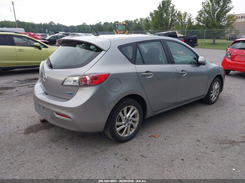 2013 Mazda 3 VIN JM1BL1LP6D1788541 IAAI salvage auction — NORMAL WEAR, Clear (New York), sold $500 on 2026-07-28 (photo 4)