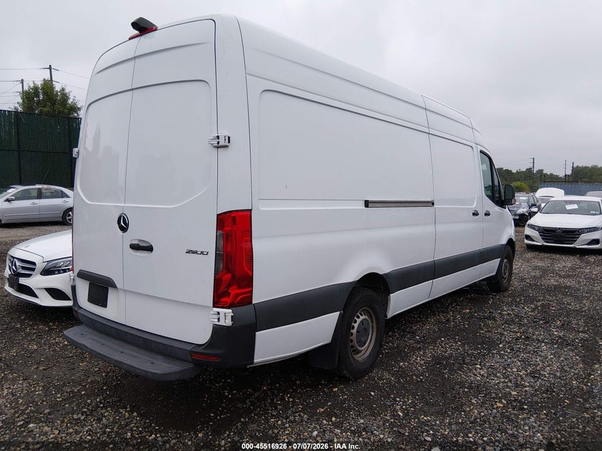 2021 Mercedes-benz Sprinter VIN W1Y40CHY6MT079462 IAAI salvage auction — FRONT END, Wait Title, sold $8,500 on 2026-08-25 (photo 4)