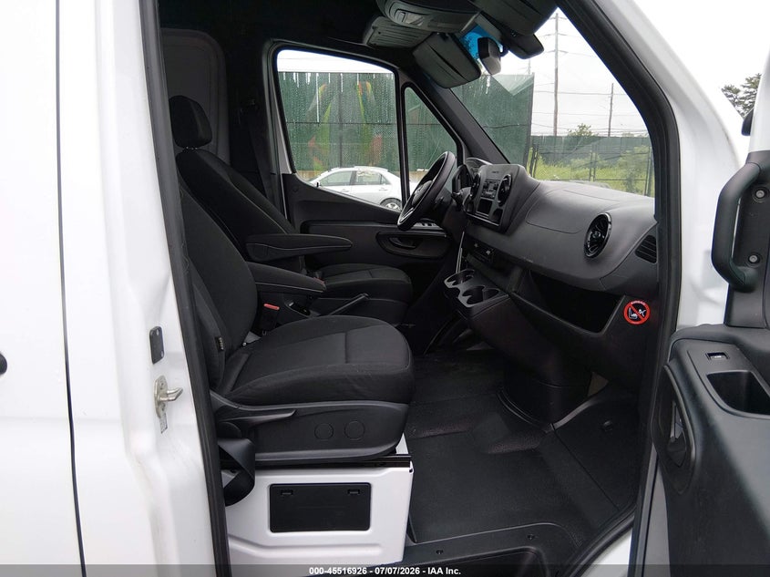2021 Mercedes-benz Sprinter VIN W1Y40CHY6MT079462 IAAI salvage auction — FRONT END, Wait Title, sold $8,500 on 2026-08-25 (photo 5)