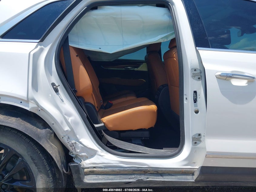 2021 Cadillac Xt5 VIN 1GYKNCRS5MZ236025 IAAI salvage auction — RIGHT SIDE, Clear (Oklahoma), sold $9,900 on 2026-09-11 (photo 8)